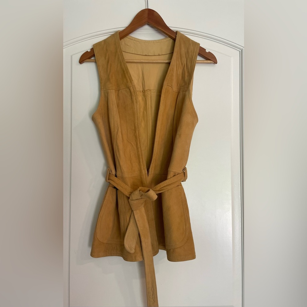 Vintage Leather Suede Sleeveless Boho Vest in Mustard Yellow